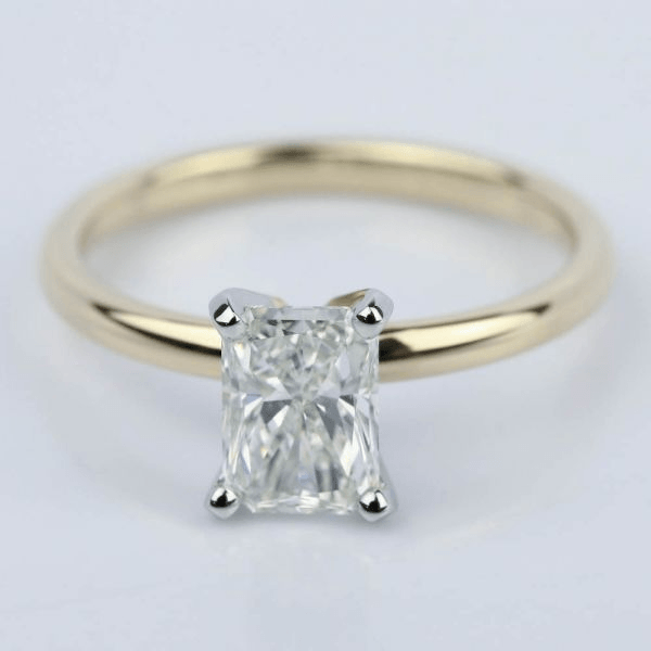 Radiant Engagement Ring in Yellow Gold